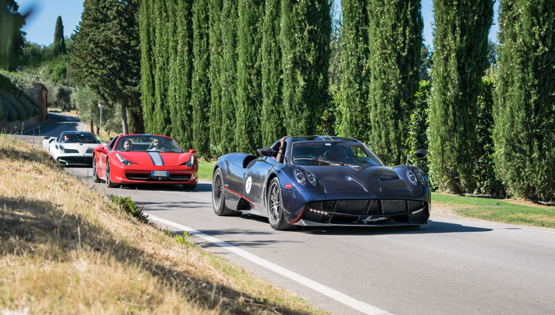 Illustration for article titled A Pagani Rally In Italy Puts All Other Car Meets To Shame